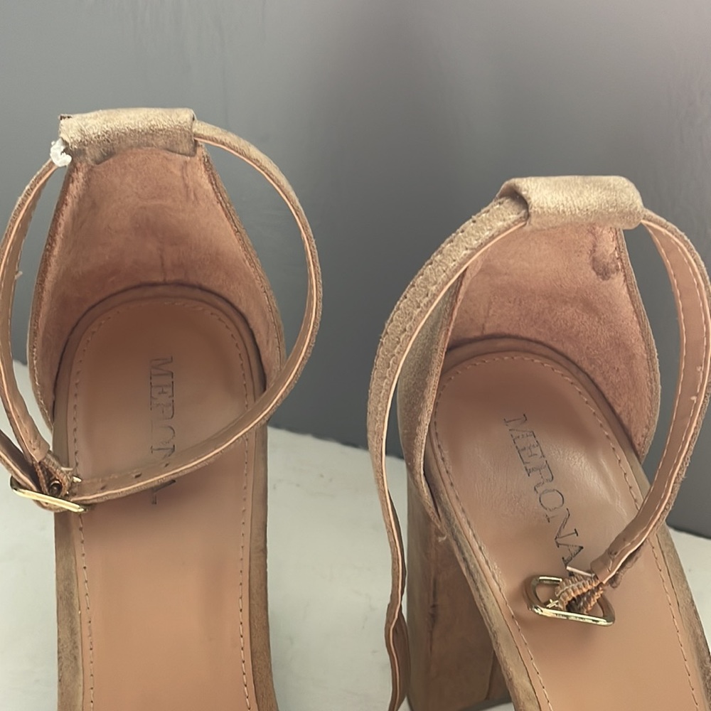 Merona Heels - Picture 3 of 10
